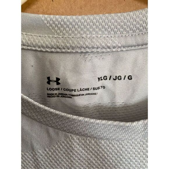 Under armor boys, gray camo, print, short sleeve, shirt, size large - Picture 5 of 5